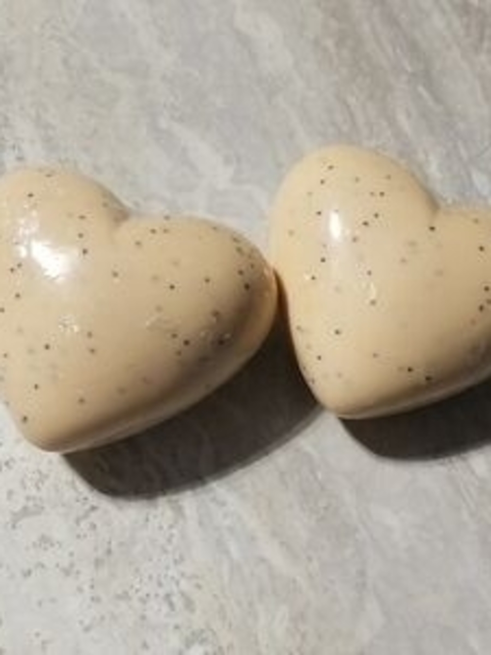 The Body Shop Cream Speckled Heart Bath Accessories